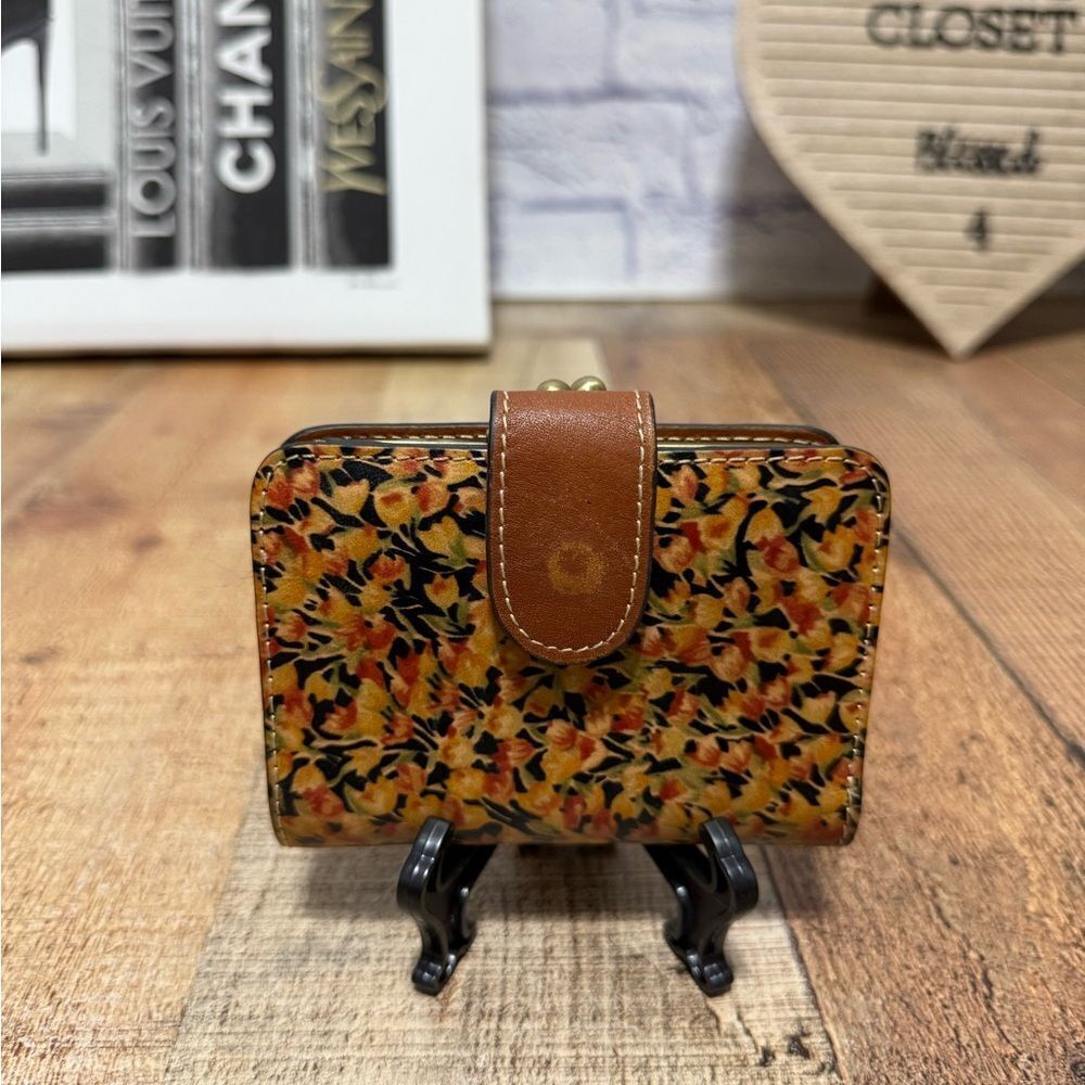 Patricia Nash Iberia Wallet Mini Bloom